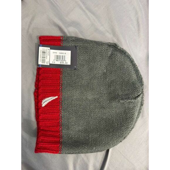 Nautica Gray Red Knit Beanie Hat One Size New with Tags - Picture 4 of 4
